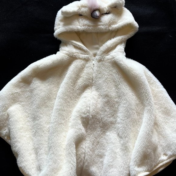 ‘Forever Me’ White Soft, ‘Furry’ Unicorn Childs Poncho/Cape - Picture 2 of 8